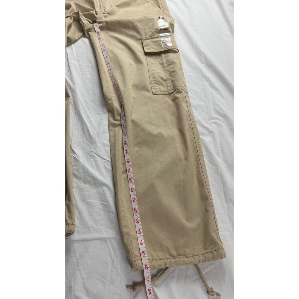 Levis 94 Baggy Cargo Pants Womens 26x30 Tan Khaki Mid Rise NWT - Picture 13 of 16